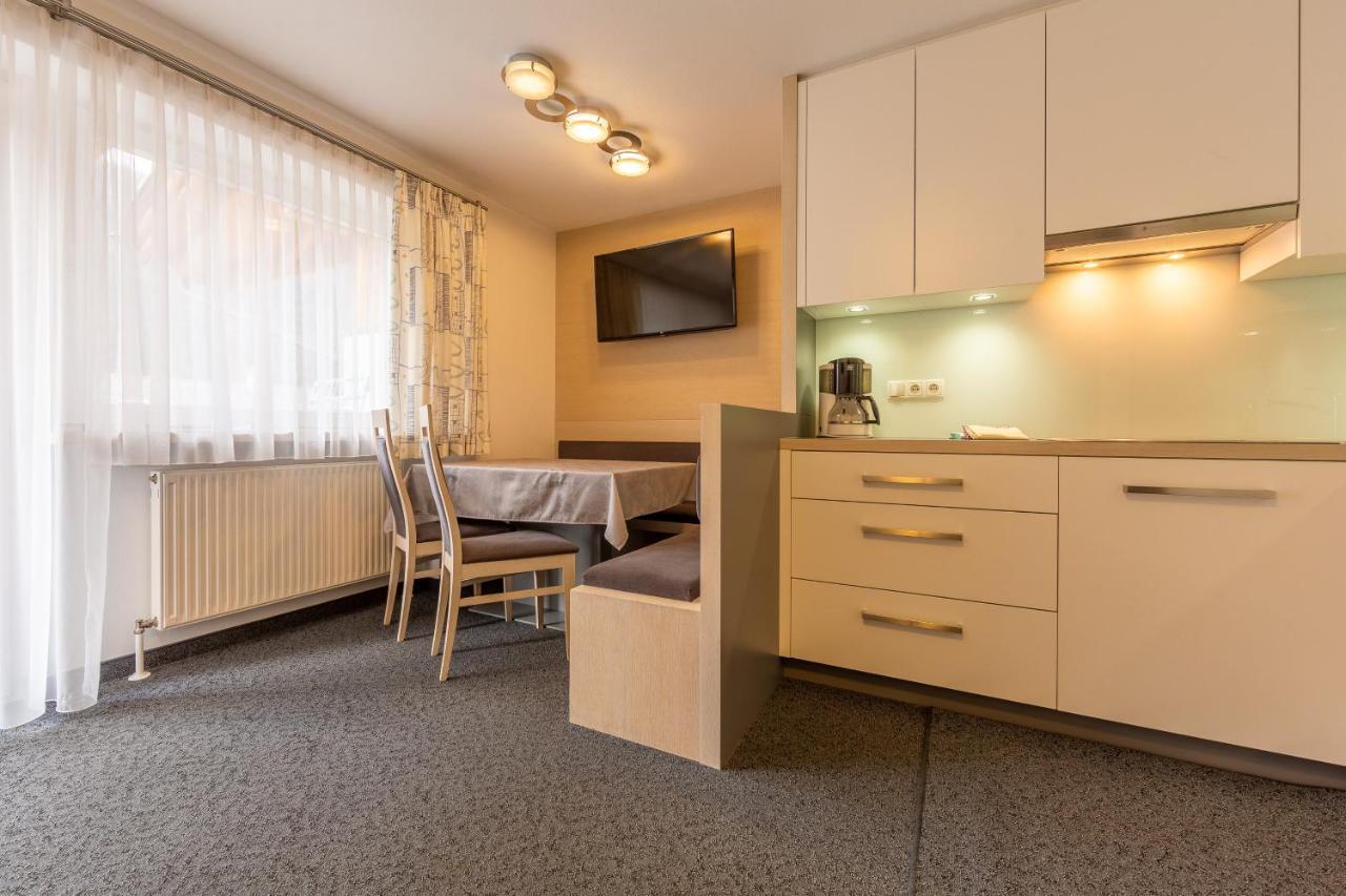 Alpengruss Apartment San Candido Exterior photo
