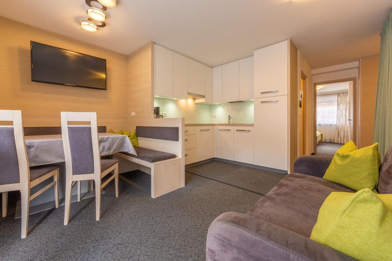 Alpengruss Apartment San Candido Exterior photo